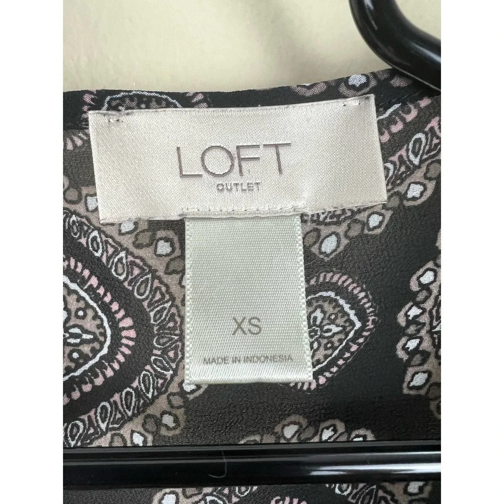 Ann Taylor Loft Paisley Sheer Black Blouse Women’s Size XS - Picture 3 of 3